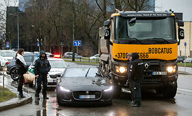Sunkvežimio ir automobilio autoįvykis Saltoni&scaron;kių gatvėje