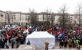 Protestas prie Seimo Sausio 13-ąją