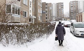 Apsnigti ir nenuvalyti &scaron;aligatviai S.Stanevičiaus gatvėje