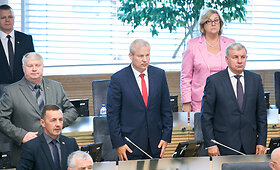 Seimo posėdis dėl M.Basčio apkaltos