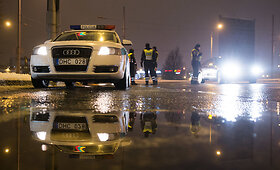 Naktinis policijos reidas vairuotojams be teisių buvo nesėkmingas