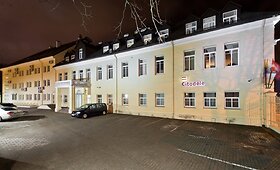 Pastatas Kalinausko g., kur vietoje banko įsikurs mokykla