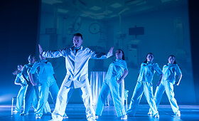 &Scaron;okių grupė &bdquo;Modus Dance&ldquo; debiutiniame &bdquo;Grand Show&ldquo; koncerte