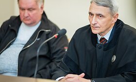 &bdquo;Deja, &scaron;ito atskleisti negaliu&ldquo;: advokatas nutyli, kaip pedofilijos byloje gins kunigą