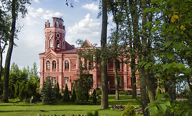 Parduodamas Arvydų&ndash; Bezdonių dvaras prie Vilniaus