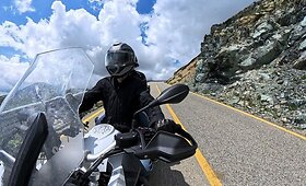 Andriaus kelionė motociklu po Karpatus