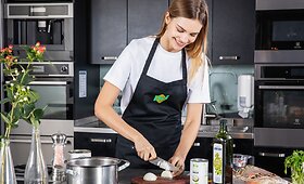 Pavyks i&scaron; pirmo karto: žinoma maisto tinklara&scaron;tininkė pasidalino aromatingos sriubos receptu