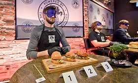 &bdquo;Grill London&ldquo; pristato naujieną vegetarams: burgerį su 100 proc. augaliniu paplotėliu