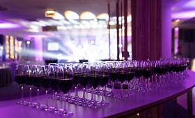 Kasmetinė &bdquo;Beaujolais Nouveau&ldquo; &scaron;ventė vainikavo 20-ąjį &bdquo;Novotel&ldquo; gimtadienį