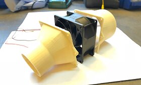 Pritrūkęs detalės, lenktynininkas ją i&scaron;sispausdino 3D spausdintuvu