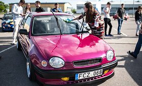 &bdquo;Auto Bazar&ldquo; parodoje &ndash; ir modifikuoti automobiliai