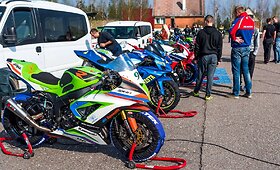 Motociklininkų treniruotė Nemuno žiedo trasoje