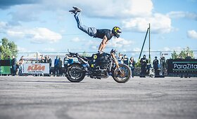 Su Europos stipriausiaisiais susigrums trys Lietuvos motoakrobatai