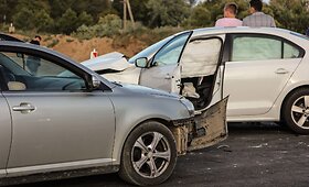 Remontuojamame Utenos plente susidūrė 3 automobiliai
