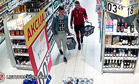 Jurbarko policija ie&scaron;ko vagystėmis įtariamų vaikinų