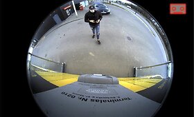 Dėl siuntų vagysčių policija ie&scaron;ko &scaron;ių asmenų
