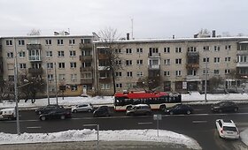 Antakalnio gatvėje Vilniuje dėl avarijos formuojasi spūstys
