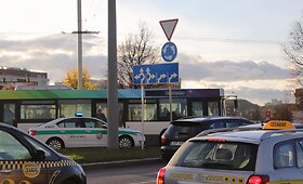 Pagrindinėse sostinės gatvėse eismo judėjimą reguliuoja pareigūnai