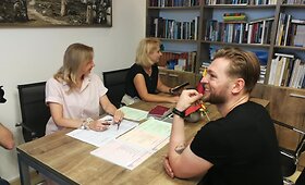 Jurijus Veklenko Lietuvos ambasadoje Izraelyje balsavo prezidento rinkimuose