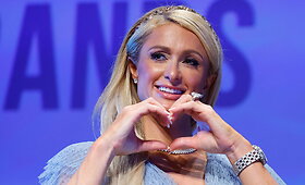 Milijonų paveldėtoja ir vakarėlių liūtė Paris Hilton