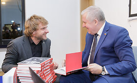 A.Anu&scaron;ausko knygos &bdquo;A&scaron; esu Vanagas&ldquo; pristatymas