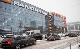 Eismo sąlygos &scaron;alia PC &bdquo;Panorama&ldquo;, T.Narbuto ir Saltoni&scaron;kių g. sankryžoje