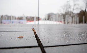 Pirmoji žiema grasina Luki&scaron;kių aik&scaron;tei &ndash; ry&scaron;kėja nelygumai