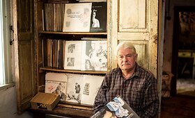 Senas Hipis atvers savo muzikos albumų kolekcijos lobius
