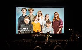 Tapk &bdquo;jaunuoju programeriu&ldquo; ir atrink filmus &bdquo;Kino pavasariui&ldquo;