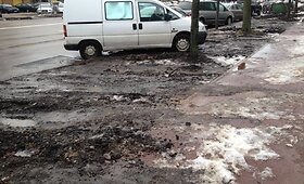 Sunaikinta žalioji zona Kauno Savanorių prospekte