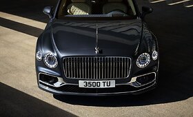 Pristatytas &bdquo;Bentley Flying Spur&ldquo;