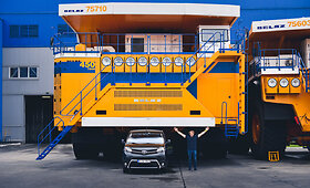 Benediktas Vanagas i&scaron;bandė &bdquo;Belaz 75710&ldquo;