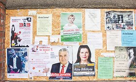 Seimo rinkimų politinės reklamos plakatai Žiemgalos vienmandatėje apygardoje