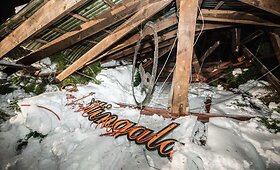 Kavinės &bdquo;Lak&scaron;tingala&ldquo; stogas neatlaikė sniego
