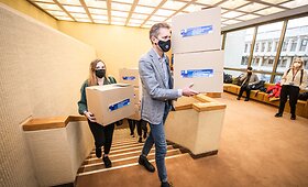 V. Čmilytės-Nielsen susitikimas su &bdquo;Milijonas para&scaron;ų: pabudome ir kelkimės&ldquo; atstovais
