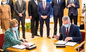 Lietuvos valstiečių ir žaliųjų sąjungos ir Darbo partijos pasira&scaron;omas susitarimas