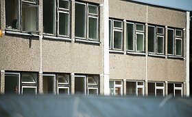 Alytaus r., Verebiejų kaime, apleistoje mokykloje apgyvendinti migrantai
