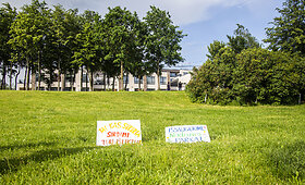 Vilniaus Pilaitės rajono gyventojų protesto akcija dėl parko i&scaron;saugojimo