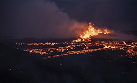 Islandijoje &ndash; galingas vulkaninis i&scaron;siveržimas