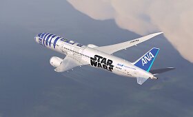 Filmo &bdquo;Žvaigždžių karai&ldquo; roboto R2-D2 spalvomis bus papuo&scaron;tas Japonijos oro linijų bendrovės lėktuvas