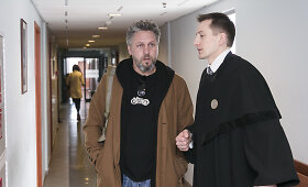 Teisme Vilniuje - Rimo Bružo ginčas su buvusia žmona Nomeda dėl vaiko