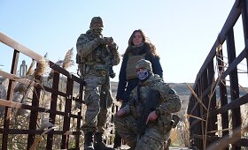 &bdquo;Blue / Yellow&ldquo; savanorė Žemyna Bliumenzonaitė su kariais