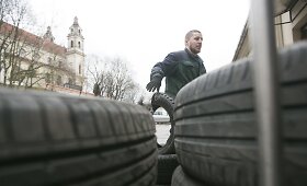 Vilniečiai neskuba montuoti vasarinių padangų