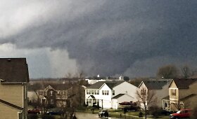 Ilinojaus valstijoje siautėję tornadai pridarė daug žalos