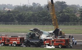 Džakartoje prie&scaron; pakilimą užsidegė Indonezijos oro pajėgų naikintuvo F-16 variklis