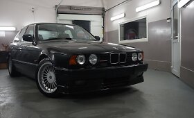 &bdquo;Alpina B10 Bi-Turbo&ldquo; &ndash; retas kėbulas su dar retesne siela už 80 tūkst. eurų
