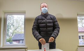 Premjeras Saulius Skvernelis balsavo Seimo rinkimuose