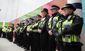 Britanija gedi atakos aukų ir piktinasi dėl pražiūrėto ekstremisto
