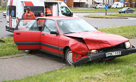 Panevėžyje susidūrė &bdquo;Audi&ldquo; ir &bdquo;Ford&ldquo;