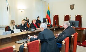 Prokuroras prane&scaron;ė, kaip pedofilos byloje teisiamas kunigas reagavo į kaltinimus